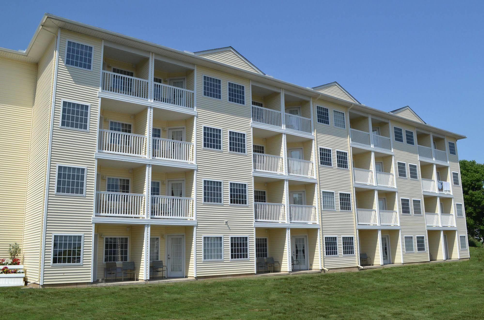 South Beach Resort Hotel Marblehead Exterior photo